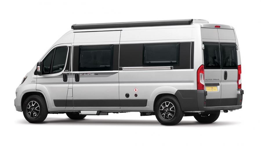 Auto-Trail V-Line 610 SE 2015 года  (фото 2 из 6)